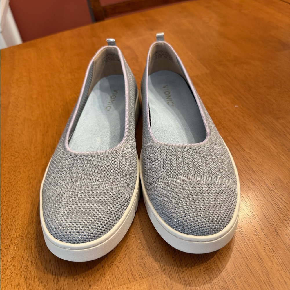 Vionic Women's Light Gray Loafers. Size 9. New without tags.